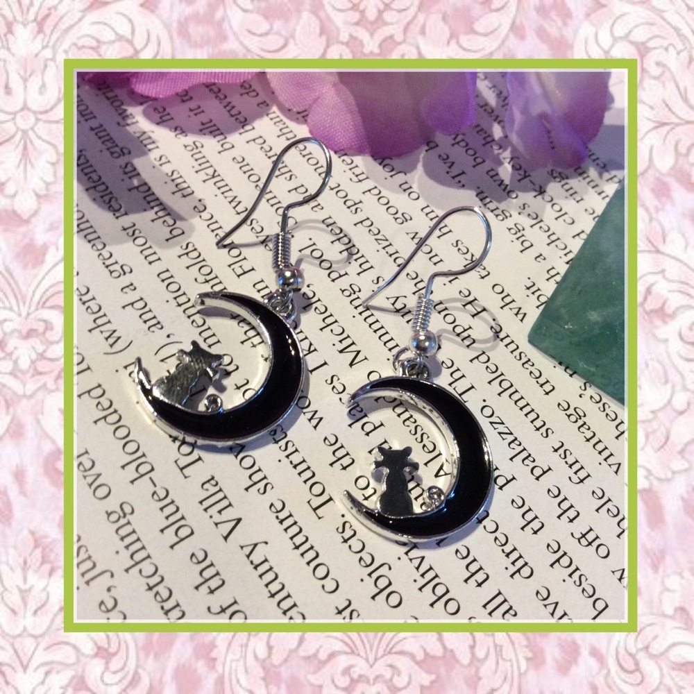 🌸CAT MOON DANGLE EARRINGS ONYX EMO COSTUME KITTY